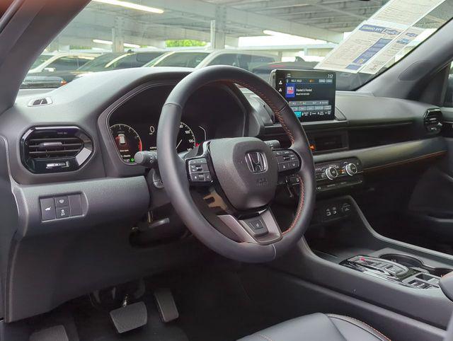 used 2025 Honda Pilot car, priced at $47,495