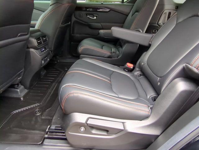 used 2025 Honda Pilot car, priced at $47,495