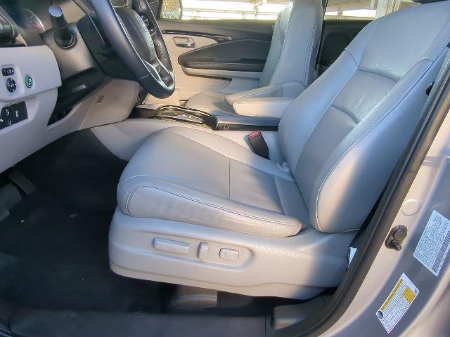 used 2022 Honda Pilot car, priced at $27,495