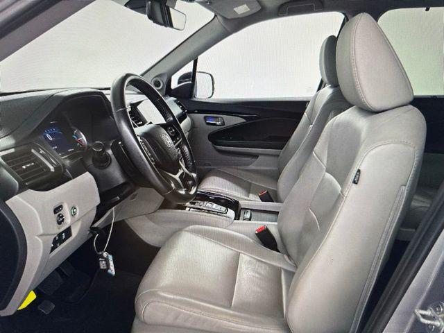 used 2022 Honda Pilot car, priced at $29,795