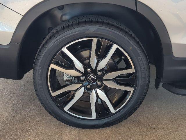 used 2022 Honda Pilot car, priced at $27,495