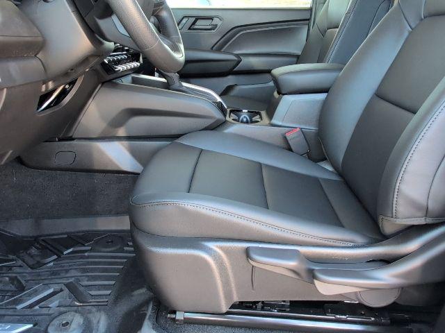 new 2026 Chevrolet Colorado car, priced at $30,605