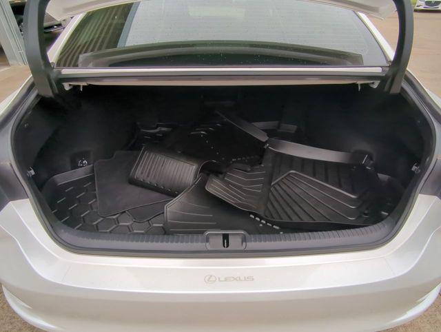 used 2020 Lexus ES 350 car, priced at $32,495
