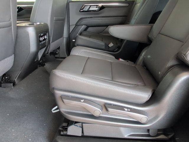 new 2026 Chevrolet Suburban car, priced at $80,505