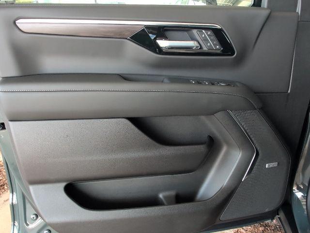 new 2026 Chevrolet Suburban car, priced at $80,505