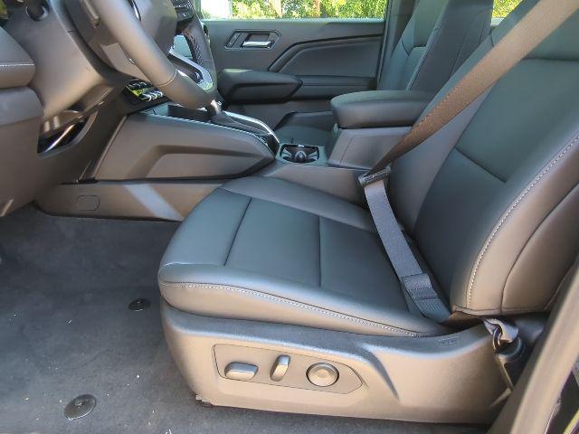 new 2026 Chevrolet Colorado car, priced at $43,430