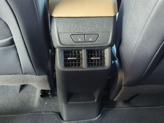 new 2026 Chevrolet Equinox car, priced at $31,290