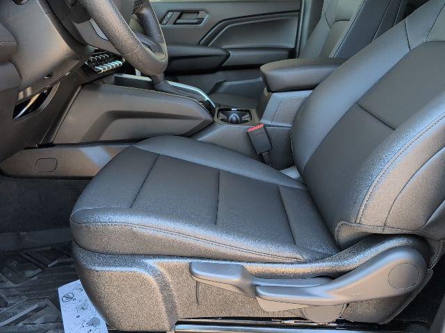 new 2026 Chevrolet Colorado car, priced at $28,735