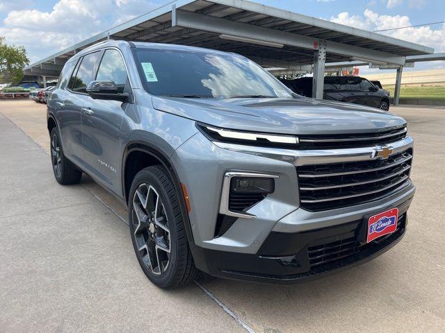 new 2026 Chevrolet Traverse car, priced at $59,015