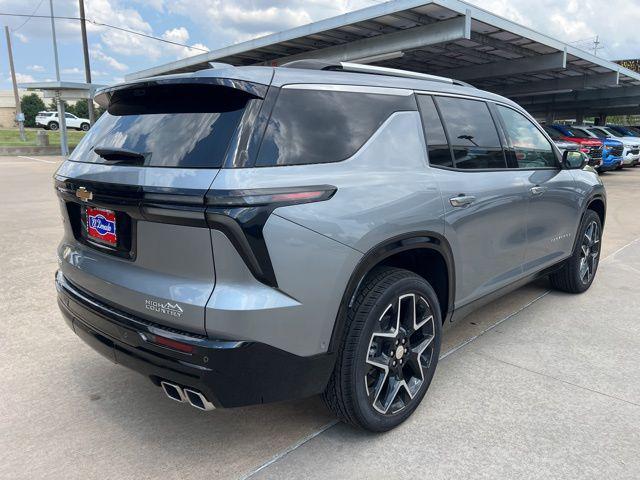 new 2026 Chevrolet Traverse car, priced at $59,015