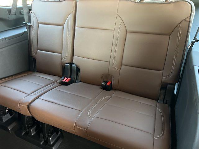 new 2025 Chevrolet Suburban car, priced at $79,220