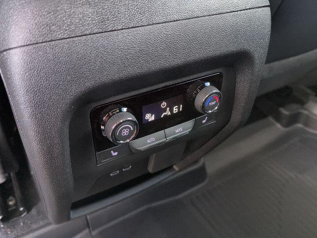 new 2026 Chevrolet Traverse car, priced at $57,536