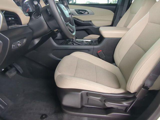 used 2024 Chevrolet Traverse car, priced at $34,995