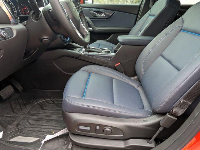 new 2025 Chevrolet Blazer car, priced at $43,965