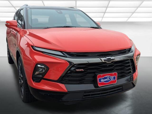 new 2025 Chevrolet Blazer car, priced at $43,965