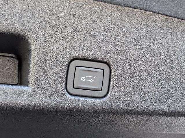 new 2026 Chevrolet Traverse car, priced at $1,779