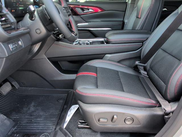 new 2026 Chevrolet Traverse car, priced at $1,779