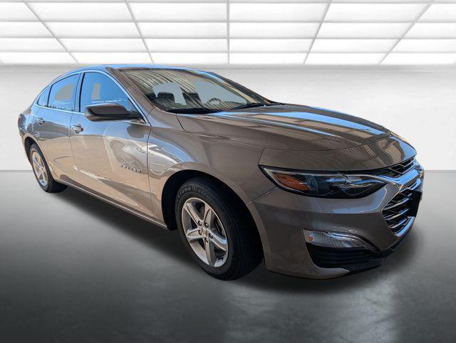 used 2024 Chevrolet Malibu car, priced at $17,995