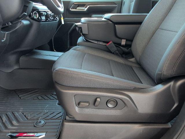 new 2025 Chevrolet Silverado 2500 car, priced at $68,045