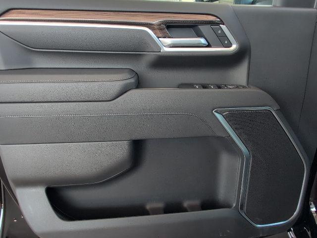 new 2025 Chevrolet Silverado 2500 car, priced at $68,045