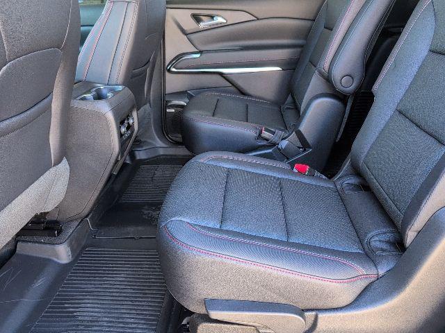 new 2026 Chevrolet Traverse car, priced at $1,736