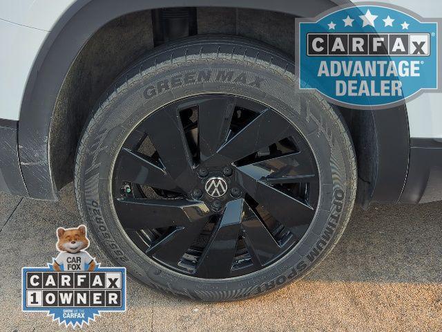 used 2024 Volkswagen Atlas car, priced at $29,995
