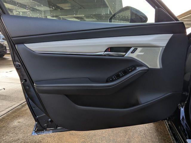used 2025 Mazda Mazda3 car, priced at $33,163