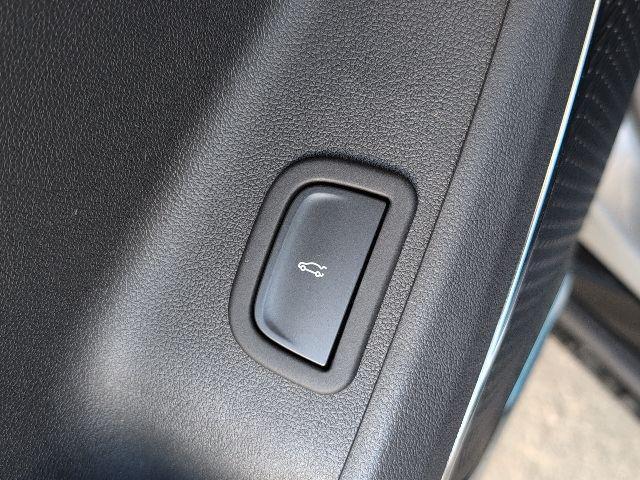 new 2026 Chevrolet Traverse car, priced at $1,768