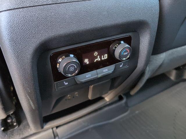 new 2026 Chevrolet Traverse car, priced at $1,768