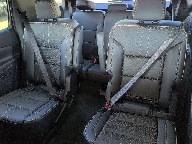 new 2026 Chevrolet Traverse car, priced at $1,768