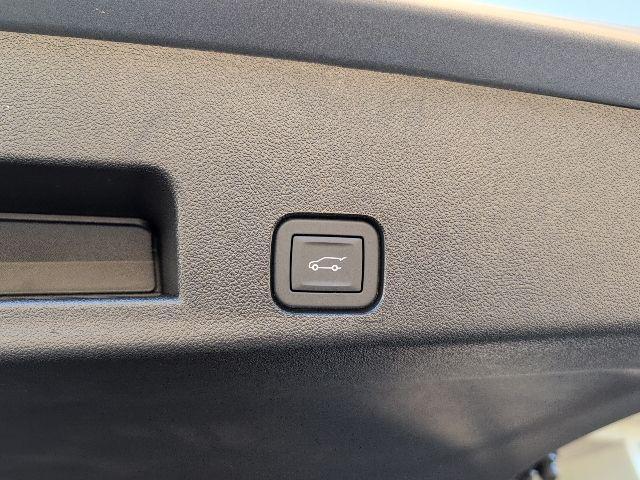 new 2026 Chevrolet Traverse car, priced at $1,768