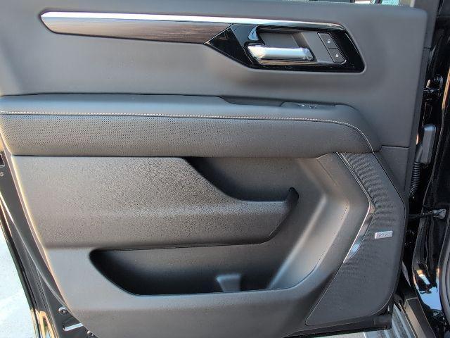 new 2026 Chevrolet Suburban car, priced at $85,005