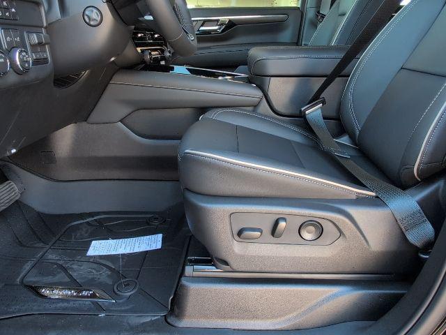 new 2026 Chevrolet Suburban car, priced at $85,005