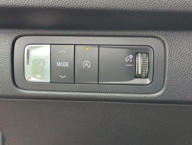 used 2024 Chevrolet Traverse car, priced at $39,995