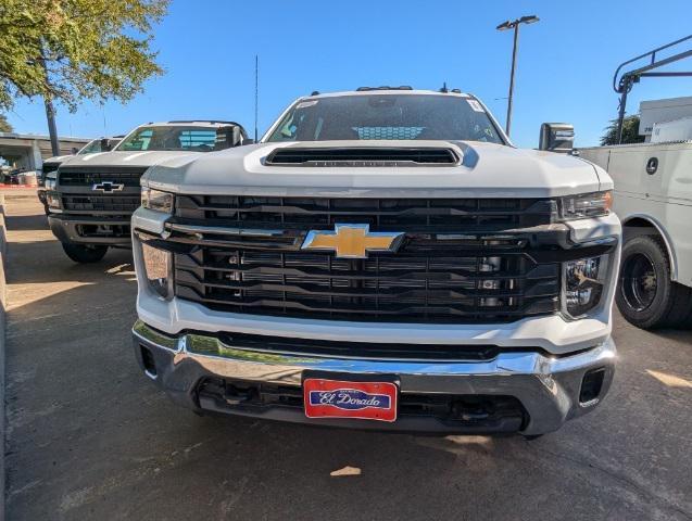 new 2025 Chevrolet Silverado 3500 car, priced at $65,723