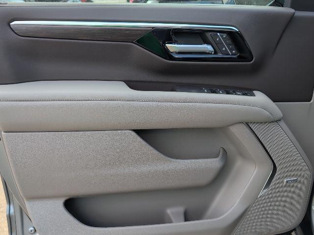 new 2026 Chevrolet Suburban car, priced at $80,110