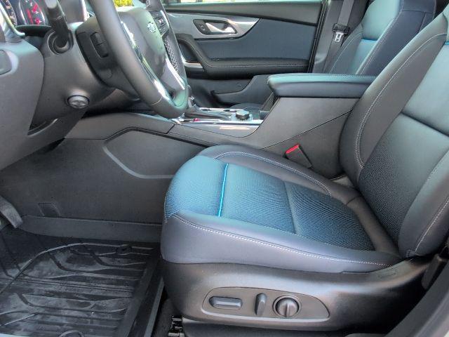new 2025 Chevrolet Blazer car, priced at $43,635