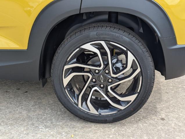 new 2025 Chevrolet TrailBlazer car, priced at $31,695