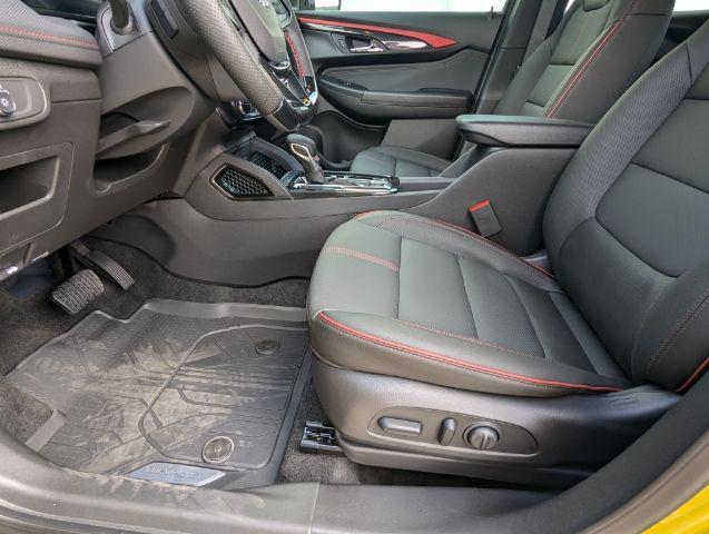 new 2025 Chevrolet TrailBlazer car, priced at $29,495