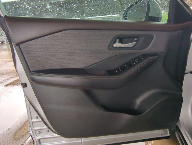 used 2021 Nissan Rogue car, priced at $17,995