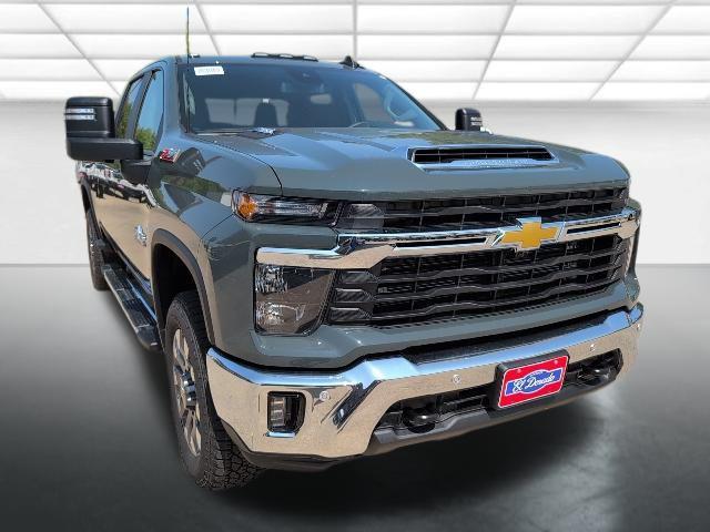 new 2025 Chevrolet Silverado 2500 car, priced at $70,715