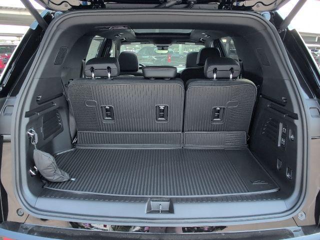 new 2026 Chevrolet Traverse car, priced at $1,770