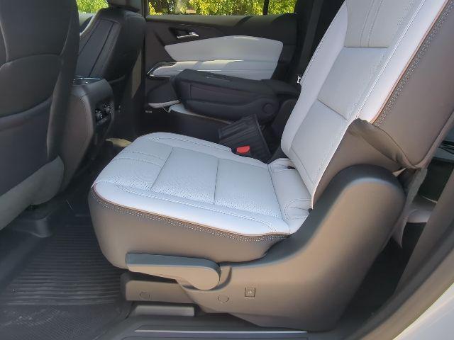 new 2026 Chevrolet Traverse car, priced at $58,510