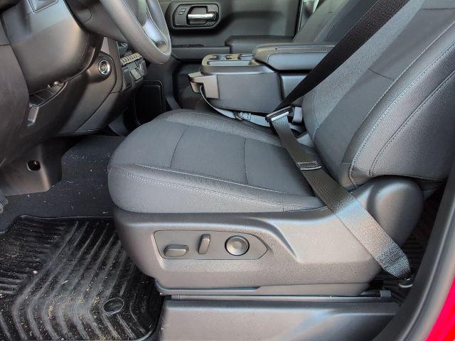 new 2026 Chevrolet Silverado 1500 car, priced at $44,070