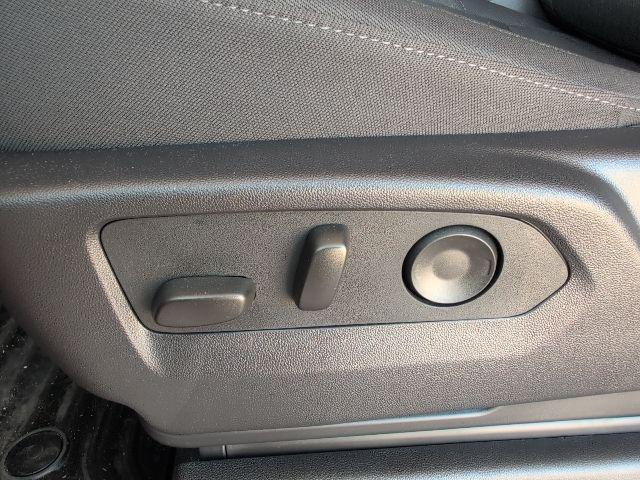 new 2026 Chevrolet Silverado 1500 car, priced at $44,070