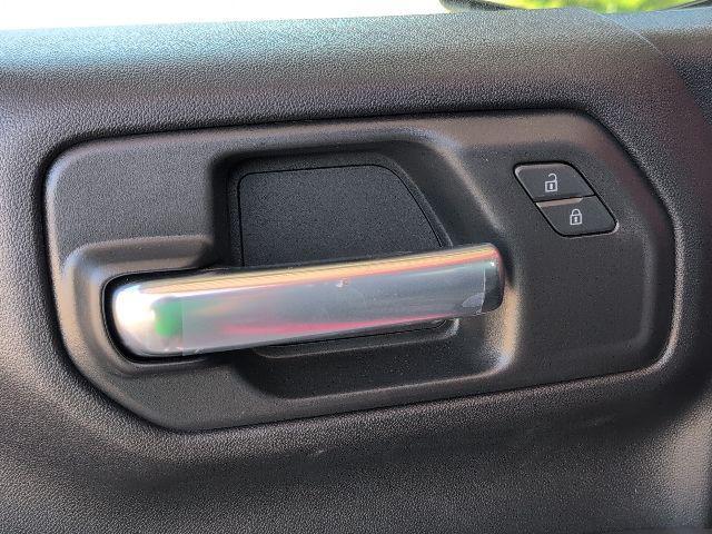 new 2026 Chevrolet Silverado 1500 car, priced at $44,070