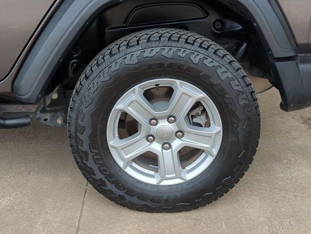 used 2020 Jeep Wrangler Unlimited car, priced at $28,995