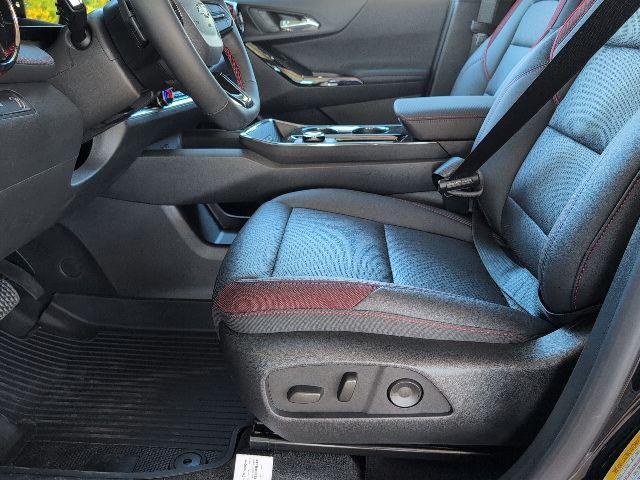 new 2026 Chevrolet Equinox car, priced at $30,760