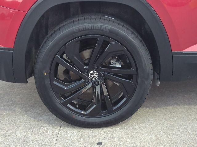 used 2022 Volkswagen Atlas car, priced at $23,995