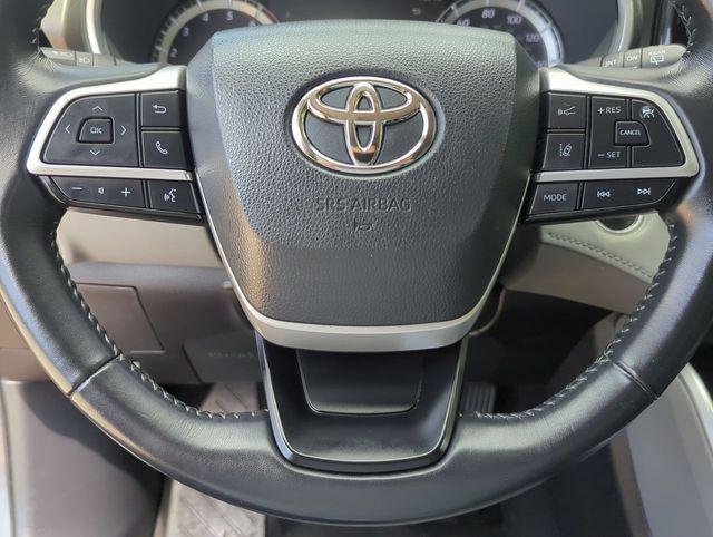 used 2023 Toyota Highlander car, priced at $38,495